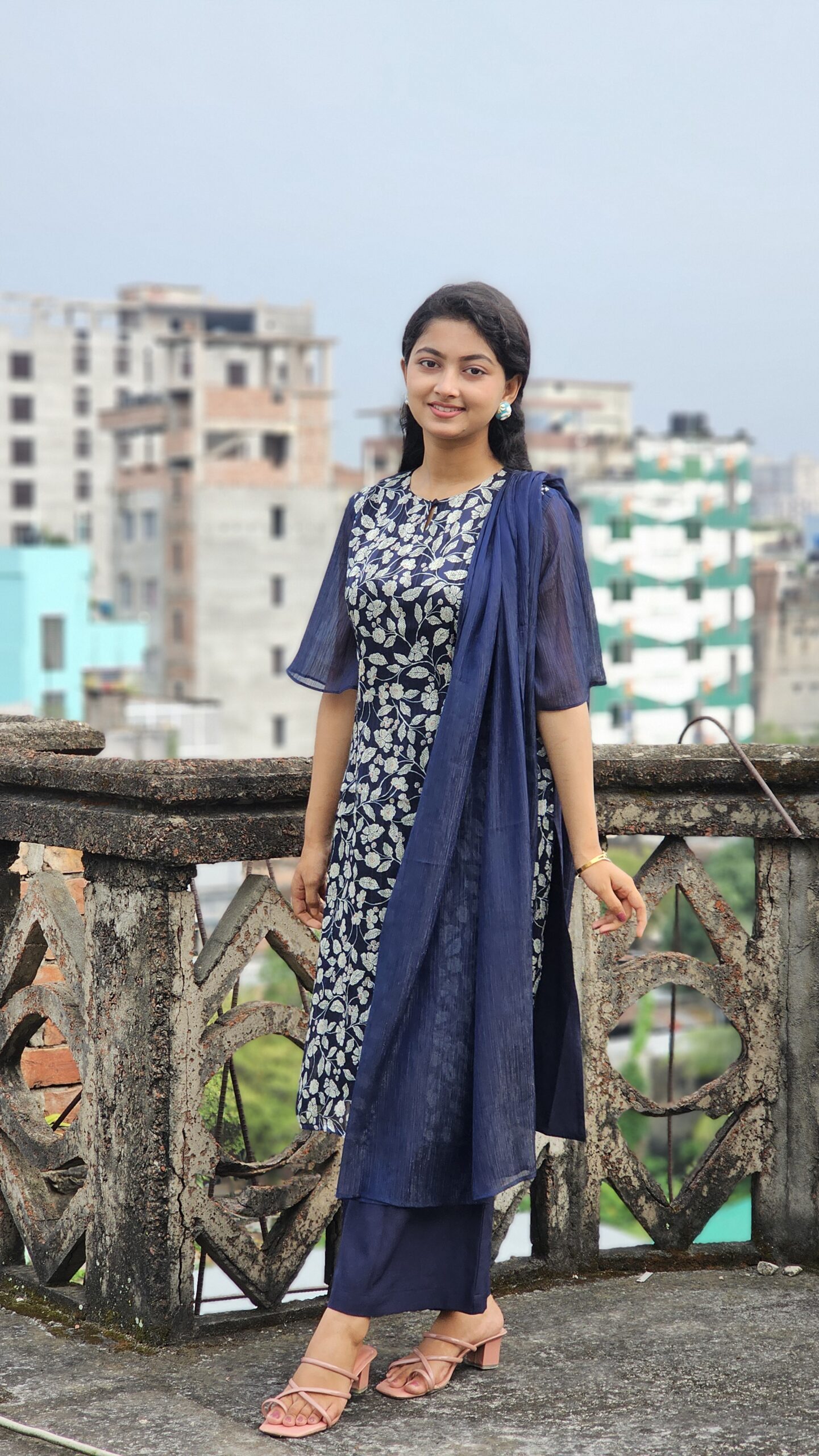 মোস্ট ডিমান্ডিং রেডি থ্রি-পিস - Image 4